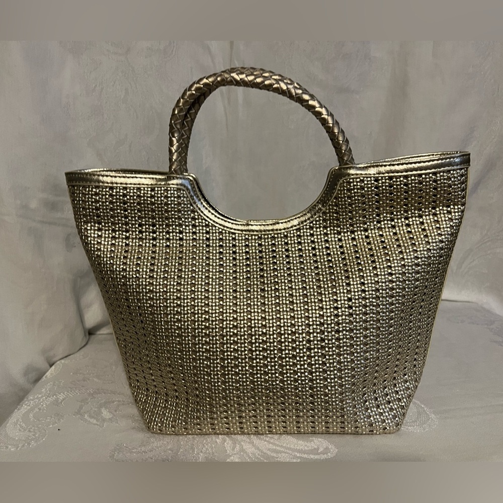 Talbots silver rattan handbag with leather trim and handles - Picture 4 of 11